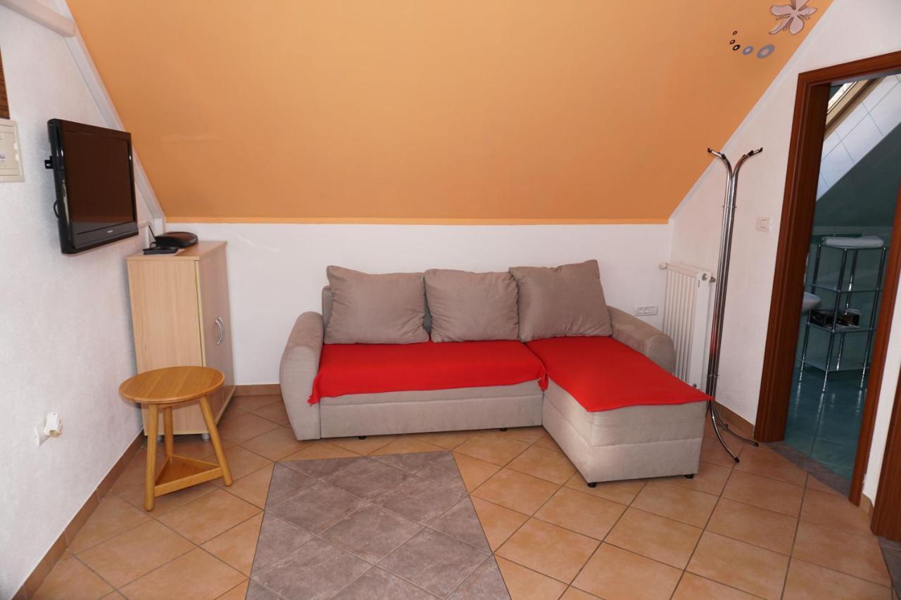 Apartment Ozebek Cerkno Eksteriør billede